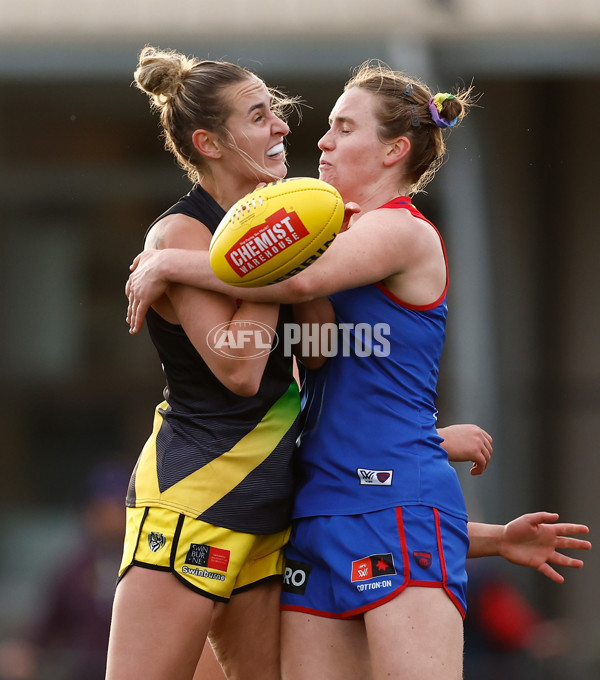 AFLW 2024 Round 08 - Melbourne v Richmond - A-55360946