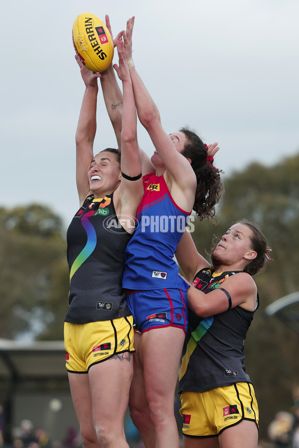 AFLW 2024 Round 08 - Melbourne v Richmond - A-55362532