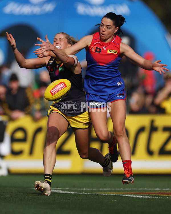 AFLW 2024 Round 08 - Melbourne v Richmond - A-55363415