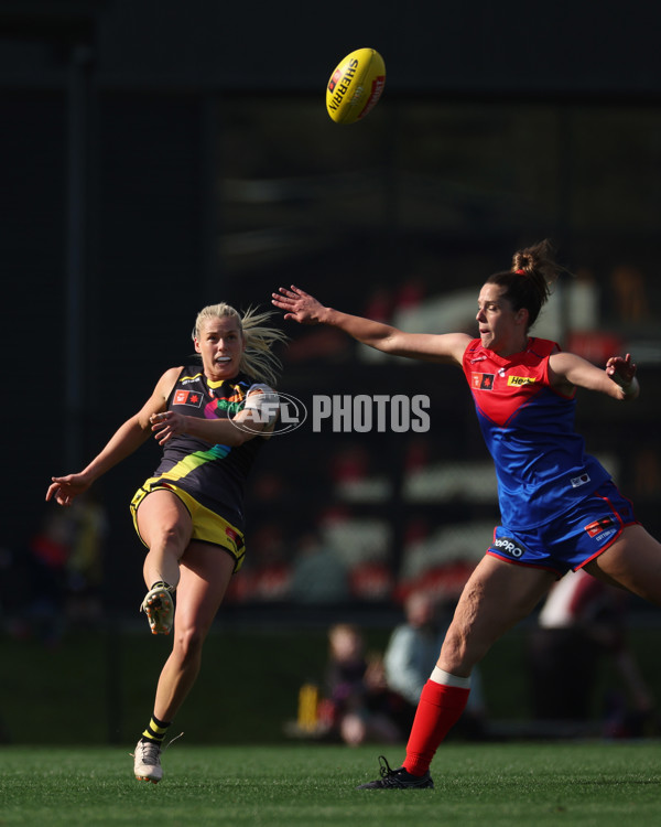 AFLW 2024 Round 08 - Melbourne v Richmond - A-55363417