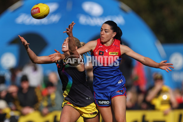 AFLW 2024 Round 08 - Melbourne v Richmond - A-55364968