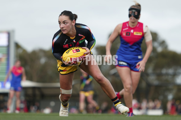 AFLW 2024 Round 08 - Melbourne v Richmond - A-55364981