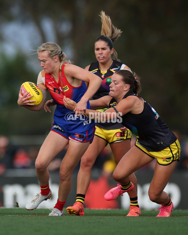 AFLW 2024 Round 08 - Melbourne v Richmond - A-55364989