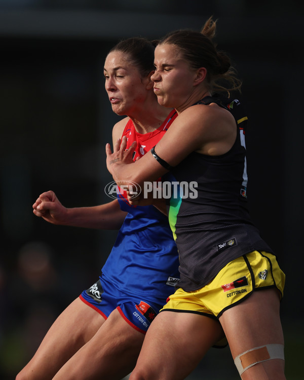 AFLW 2024 Round 08 - Melbourne v Richmond - A-55364997