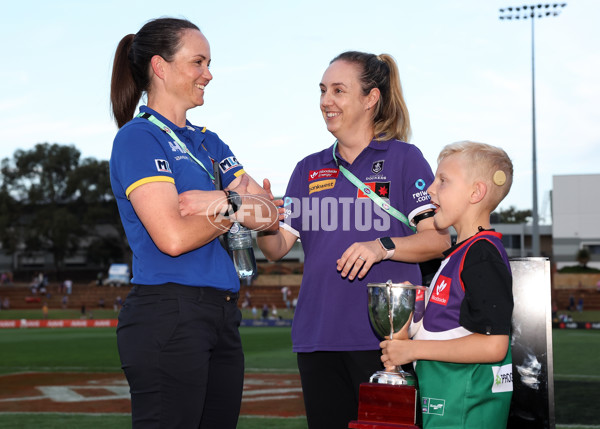 AFLW 2024 Round 08 - West Coast v Fremantle - A-55365037