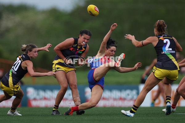 AFLW 2024 Round 08 - Melbourne v Richmond - A-55365054