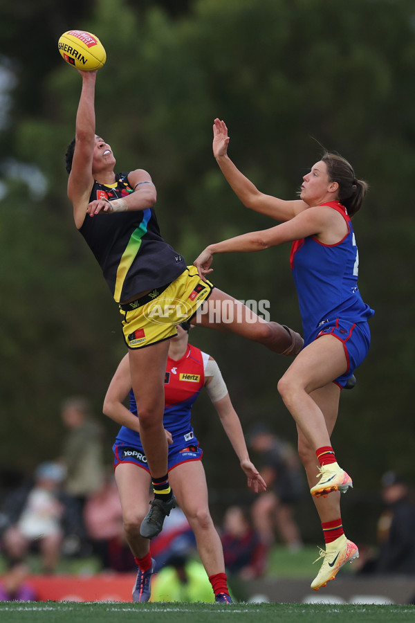 AFLW 2024 Round 08 - Melbourne v Richmond - A-55365058