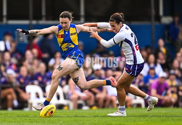 AFLW 2024 Round 08 - West Coast v Fremantle - A-55366303