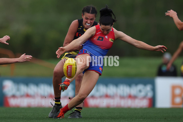 AFLW 2024 Round 08 - Melbourne v Richmond - A-55366316