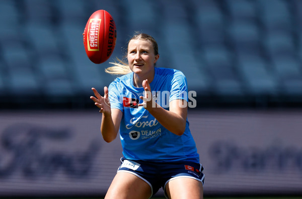 AFLW 2024 Round 08 - Geelong v Brisbane - A-55369078