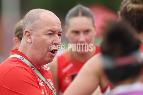 AFLW 2024 Round 08 - Sydney v Gold Coast - A-55370451