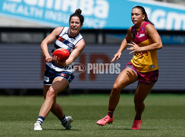 AFLW 2024 Round 08 - Geelong v Brisbane - A-55373056