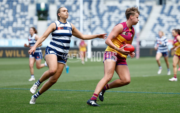 AFLW 2024 Round 08 - Geelong v Brisbane - A-55373092