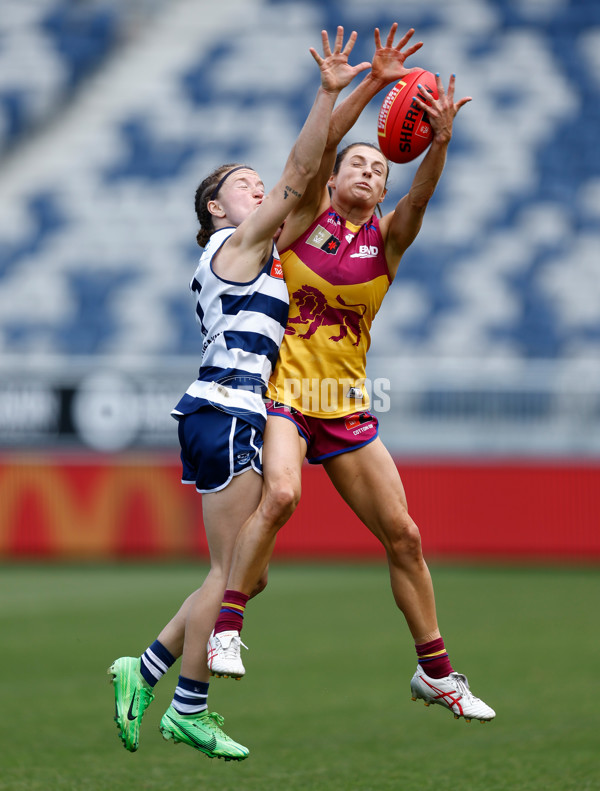 AFLW 2024 Round 08 - Geelong v Brisbane - A-55373694