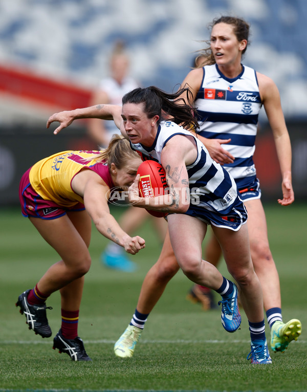 AFLW 2024 Round 08 - Geelong v Brisbane - A-55373736