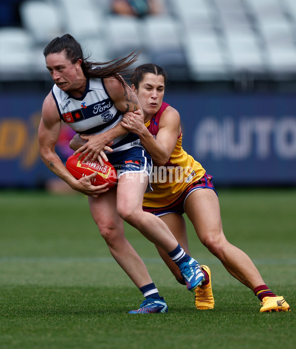 AFLW 2024 Round 08 - Geelong v Brisbane - A-55375472