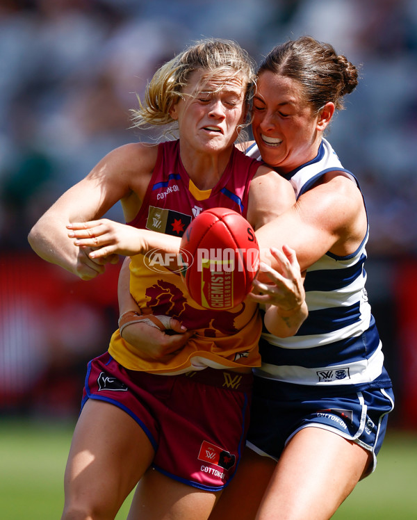 AFLW 2024 Round 08 - Geelong v Brisbane - A-55375947