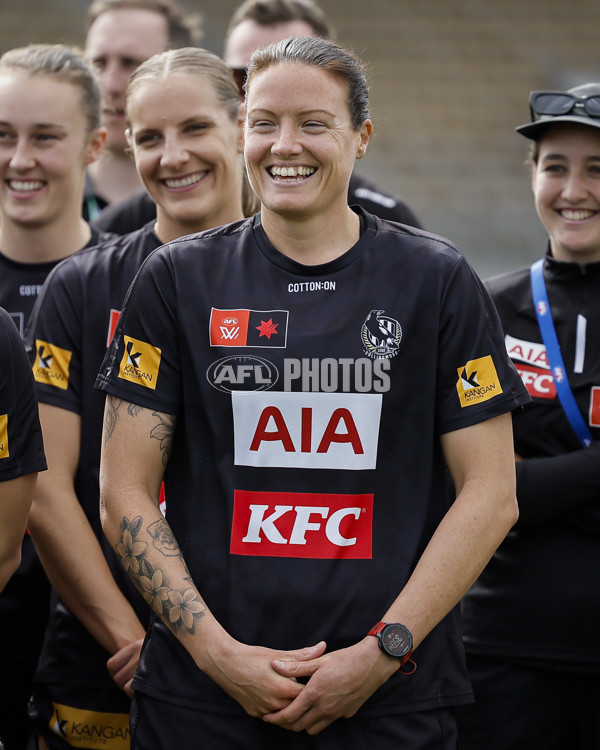 AFLW 2024 Round 08 - Collingwood v Adelaide - A-55378973