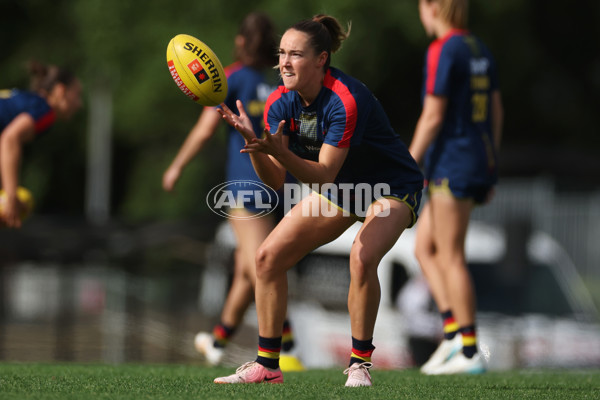 AFLW 2024 Round 08 - Collingwood v Adelaide - A-55381755