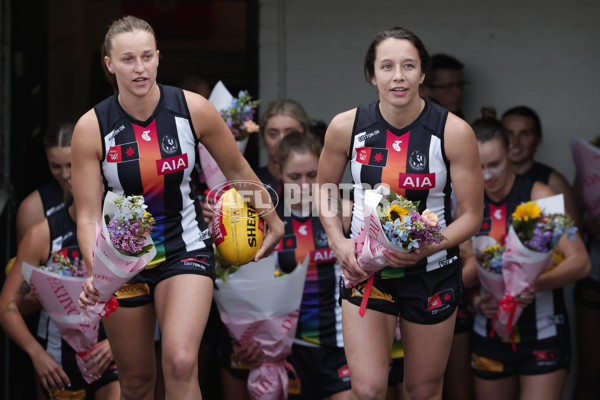 AFLW 2024 Round 08 - Collingwood v Adelaide - A-55381810