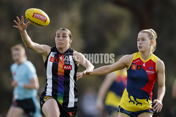 AFLW 2024 Round 08 - Collingwood v Adelaide - A-55381834