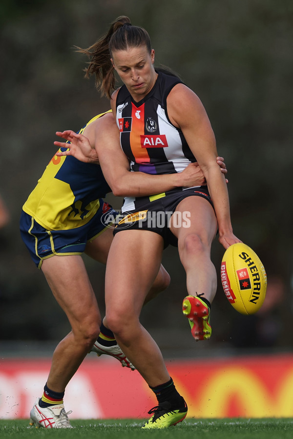 AFLW 2024 Round 08 - Collingwood v Adelaide - A-55383661
