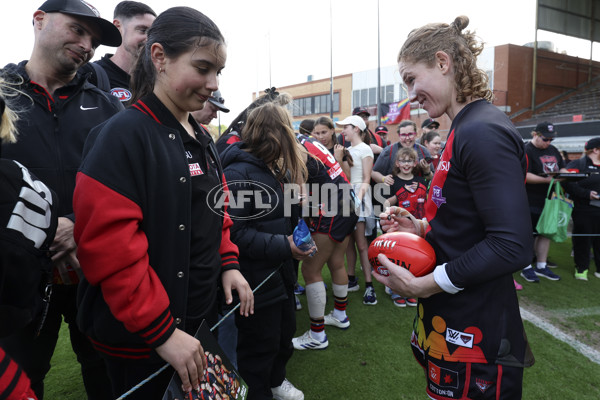 AFLW 2024 Round 08 - Essendon v North Melbourne - A-55383710