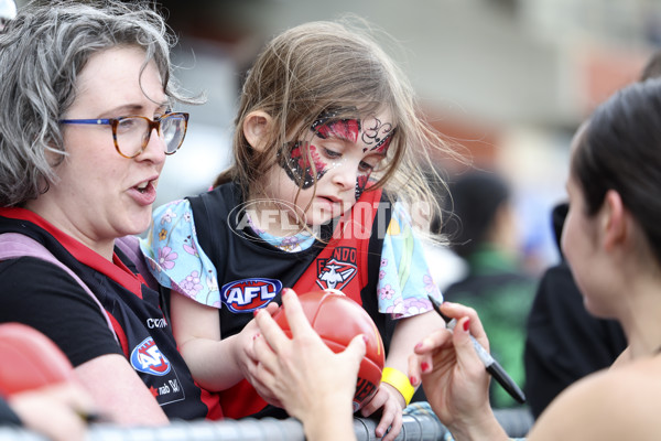 AFLW 2024 Round 08 - Essendon v North Melbourne - A-55383711