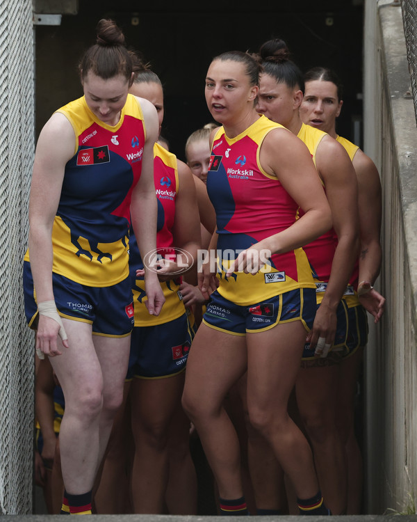 AFLW 2024 Round 08 - Collingwood v Adelaide - A-55383917