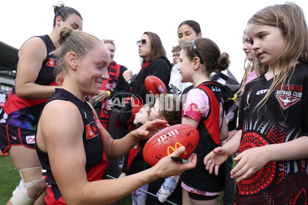 AFLW 2024 Round 08 - Essendon v North Melbourne - A-55383925