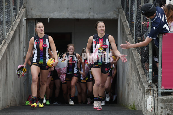 AFLW 2024 Round 08 - Collingwood v Adelaide - A-55386420
