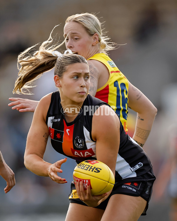 AFLW 2024 Round 08 - Collingwood v Adelaide - A-55386424