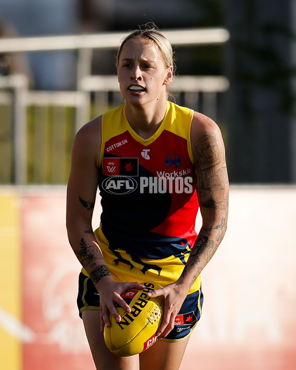 AFLW 2024 Round 08 - Collingwood v Adelaide - A-55386462