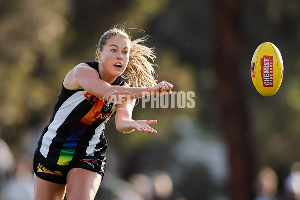 AFLW 2024 Round 08 - Collingwood v Adelaide - A-55387322