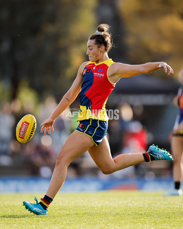 AFLW 2024 Round 08 - Collingwood v Adelaide - A-55387329