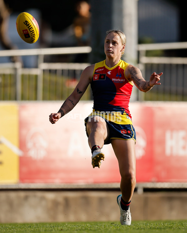 AFLW 2024 Round 08 - Collingwood v Adelaide - A-55387330