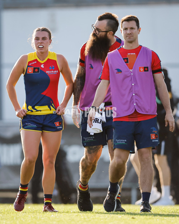 AFLW 2024 Round 08 - Collingwood v Adelaide - A-55387350