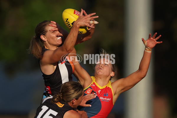 AFLW 2024 Round 08 - Collingwood v Adelaide - A-55388986