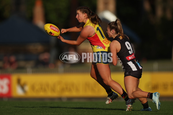 AFLW 2024 Round 08 - Collingwood v Adelaide - A-55390147