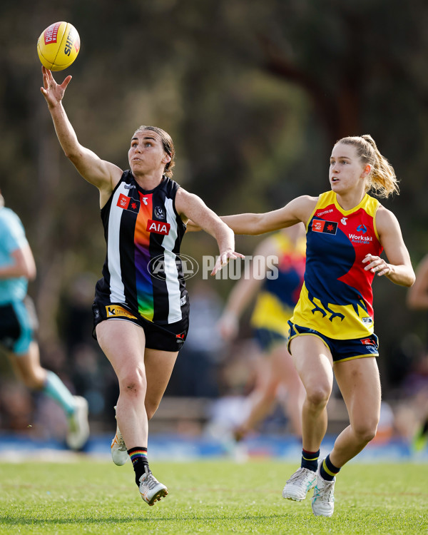 AFLW 2024 Round 08 - Collingwood v Adelaide - A-55390185