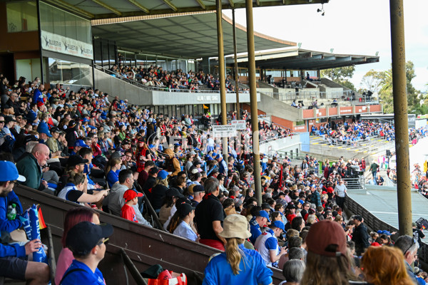 AFLW 2024 Round 08 - Essendon v North Melbourne - A-55390211