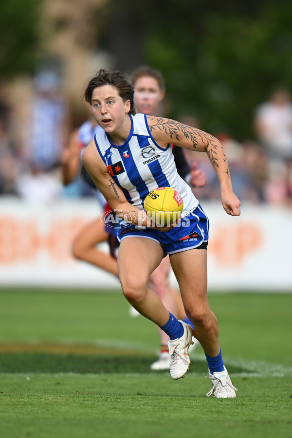 AFLW 2024 Round 08 - Essendon v North Melbourne - A-55391407