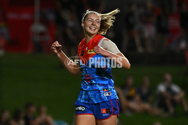 AFLW 2024 Round 09 - Hawthorn v Narrm - A-55431061