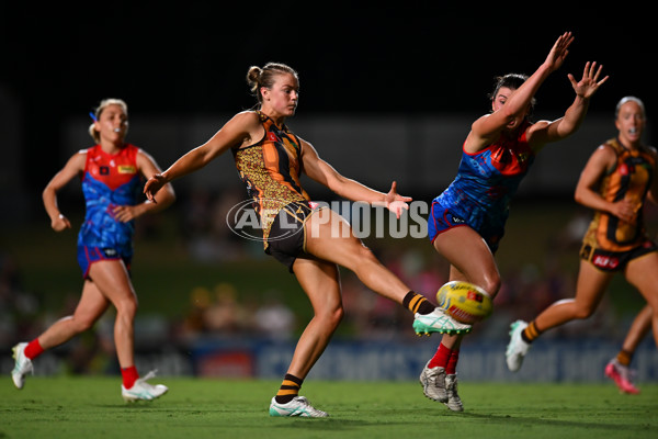 AFLW 2024 Round 09 - Hawthorn v Narrm - A-55431104