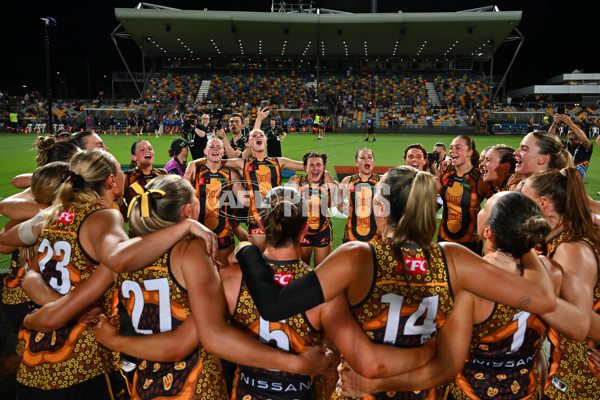 AFLW 2024 Round 09 - Hawthorn v Narrm - A-55431116