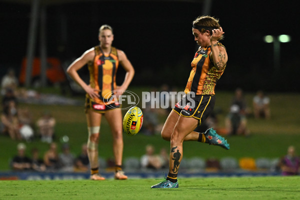 AFLW 2024 Round 09 - Hawthorn v Narrm - A-55442978