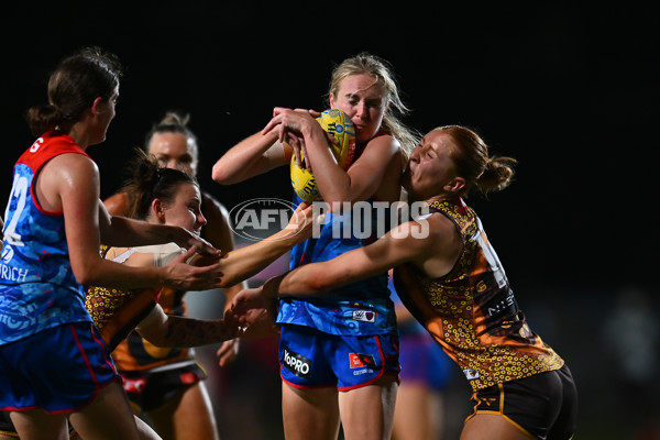 AFLW 2024 Round 09 - Hawthorn v Narrm - A-55442981