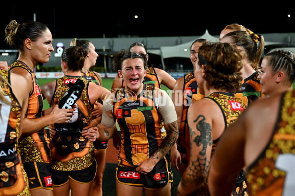 AFLW 2024 Round 09 - Hawthorn v Narrm - A-55443020