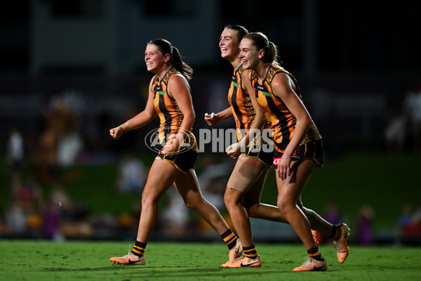 AFLW 2024 Round 09 - Hawthorn v Narrm - A-55453760