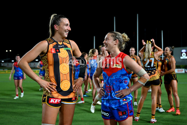 AFLW 2024 Round 09 - Hawthorn v Narrm - A-55453773